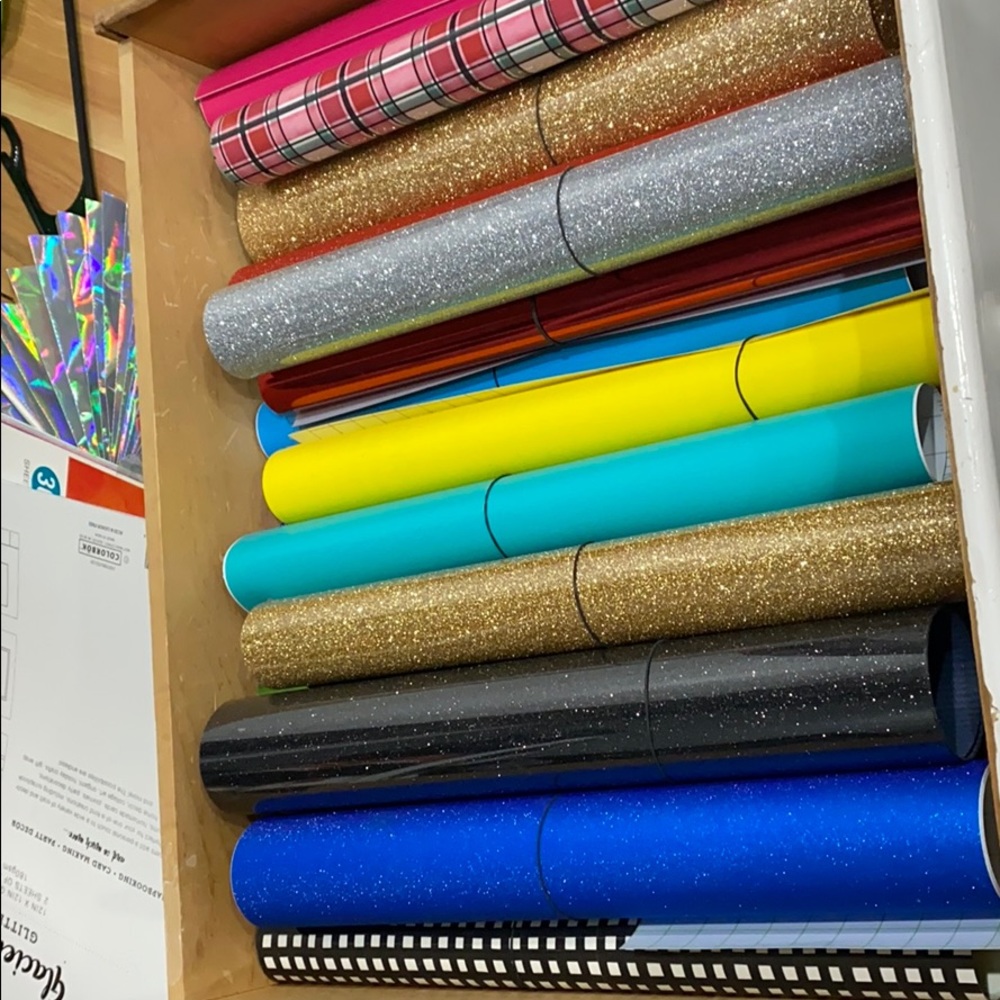 Vinyl for Cricut  A lot of colors and patterns